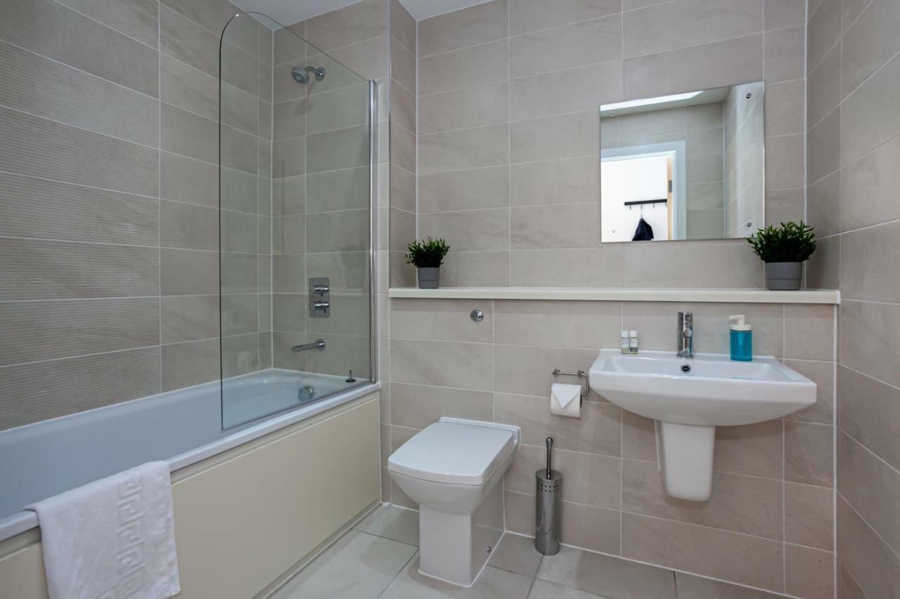 X1 Apartments Salford Quays Dış mekan fotoğraf